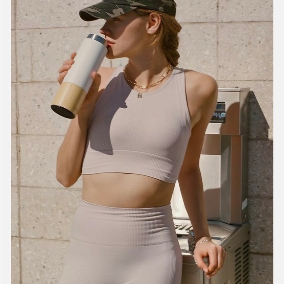 Anthropologie Leggings Seamless Design - Picture 13 of 15